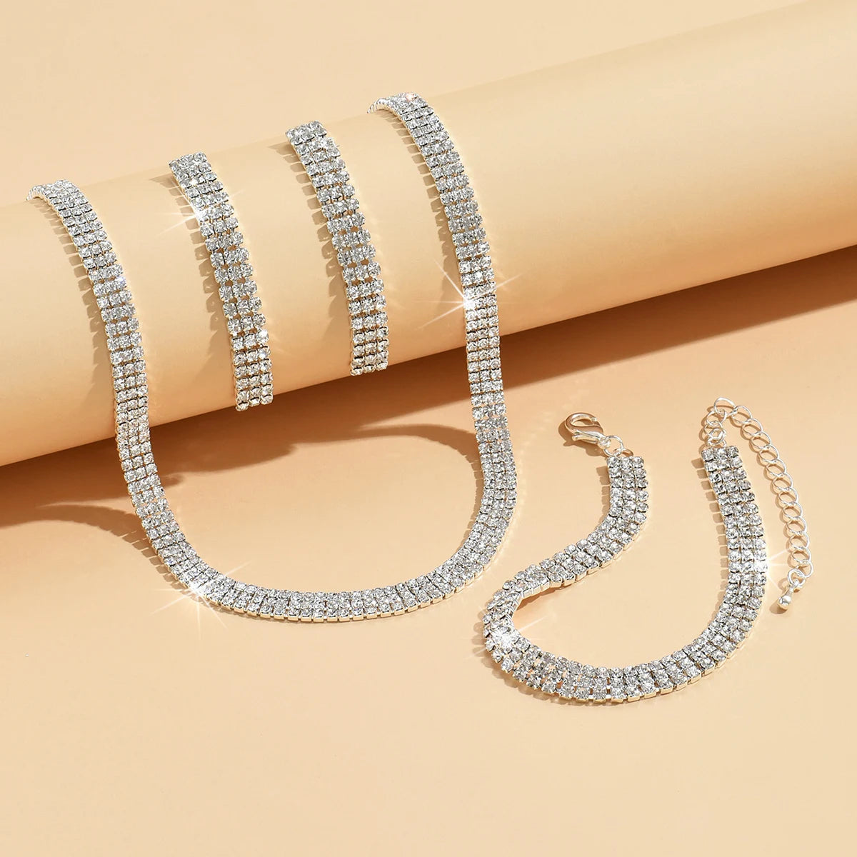 4 pieces of women's jewelry set with three drainage diamonds, necklaces, earrings, bracelets, bridal dress accessories